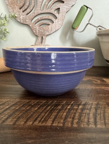 Antique blue ribbed yelloware - ribbed,