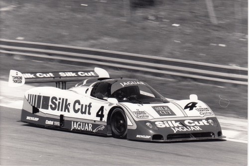 Silk cut jaguar xjr8 jarama - jaguar,