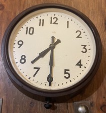 VINTAGE SMITHS 8 DAY BAKELITE