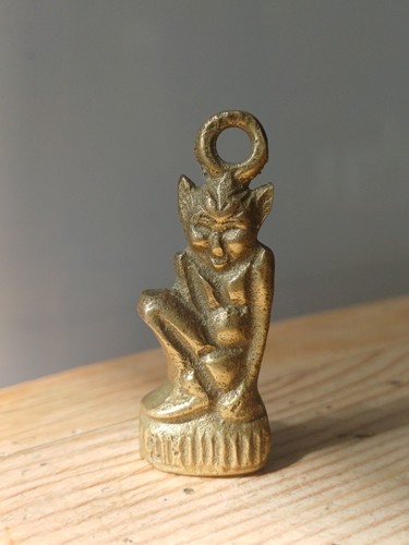 Vintage solid brass - vintage,