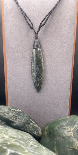 Pendant new zealand pounamu - new,