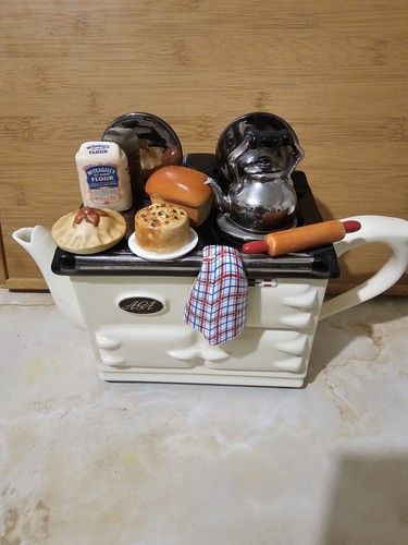 Teapottery baking day - teapottery, large