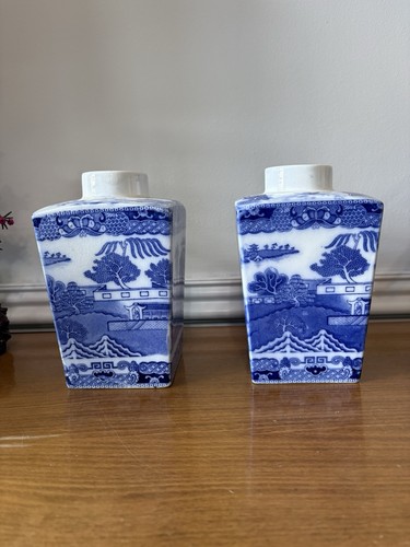 Pair ringtons blue willow - a, of