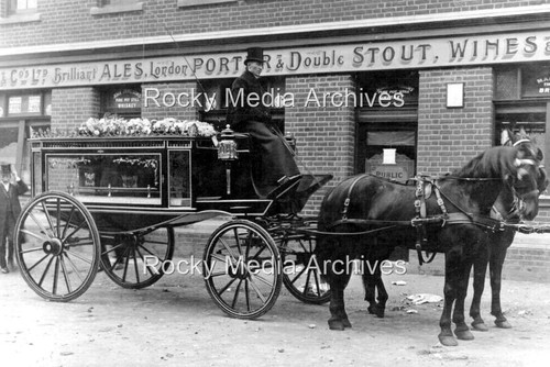 Ddr horse drawn - horse, hearse
