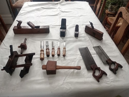 Antique woodworking - ,