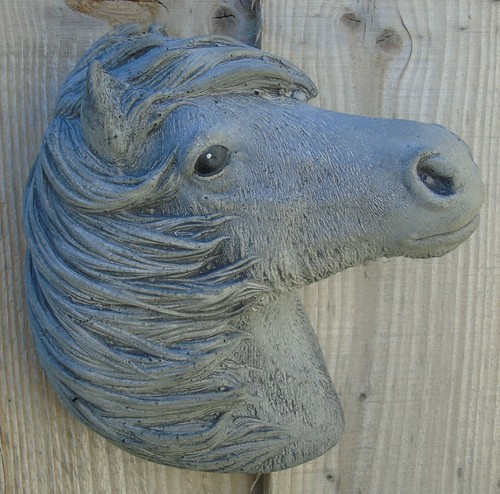 Small horse head - head, plaque