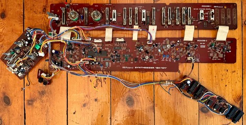 Roland 101 synthesizer - roland, sh-101