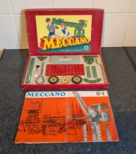 Vintage 1962 Meccano Set 0 - 1