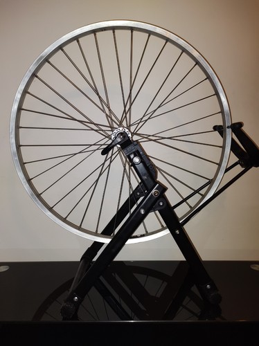 700c bike wheels - 26",
