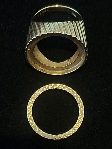 Hallmarked 9ct gold half - gold,
