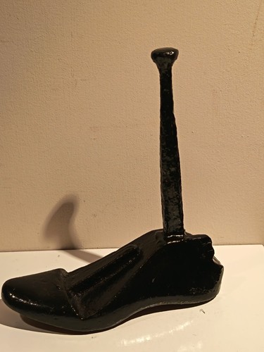 Vintage cast iron cobbler - cast,
