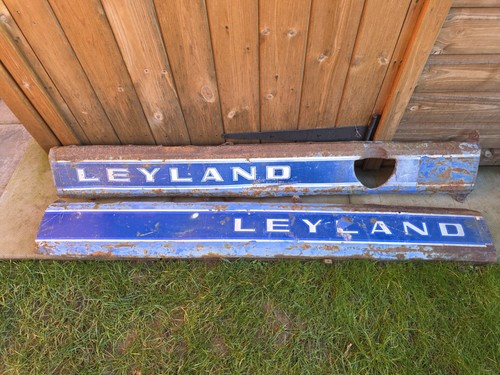 Leyland tractor under bonnet - leyland,