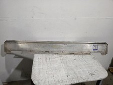 9151553 Holder Center Bumper Bumper H. For Volvo V70 Family 2.5 5671624