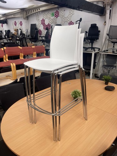 White high back stacking lab - , /