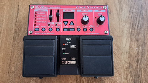 Boss dual track - track, looper