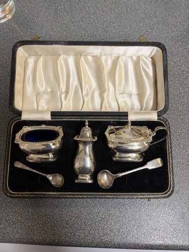 Sterling silver hallmarked - sterling,