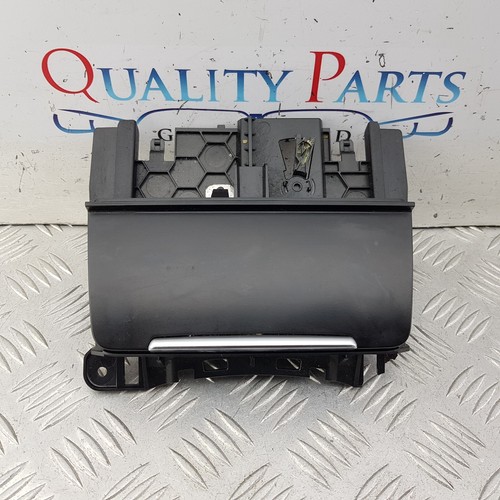 Audi ashtray front - a4,