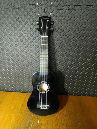 Martin smith soprano - martin, ukulele