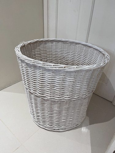 Wicker round oval laundry - wicker,