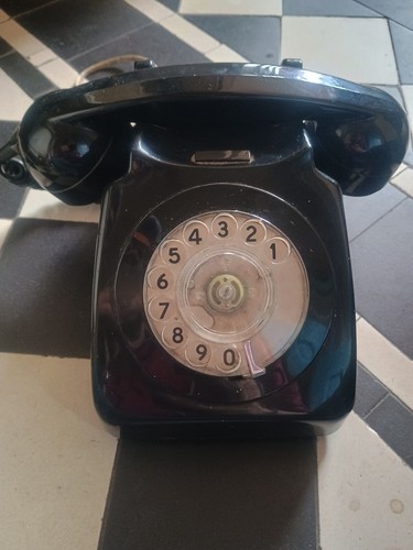 Black gpo 746 rotary - rotary, dial