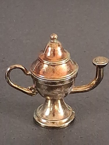 Vintage miniture brass aladdin - miniture,