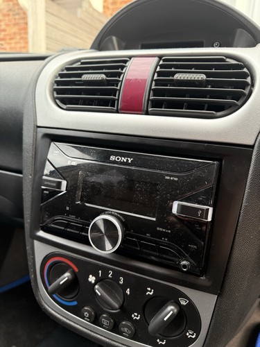 Sony dsx b710d car radio - sony,