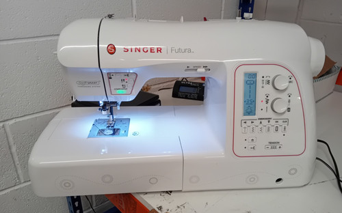 Singer futura 580 - singer,