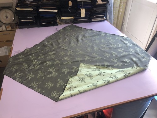 Remnant chinese silk - ,