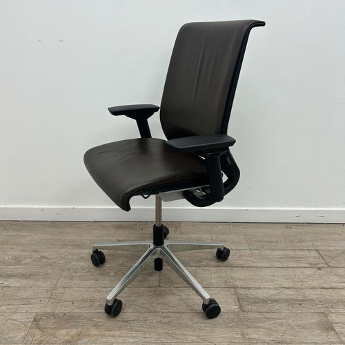Steelcase think operator - v1,