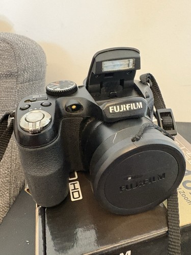 Fujifilm finepix s1800 digital - finepix,