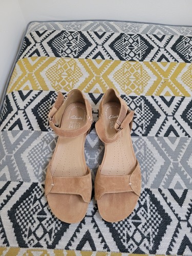Tan clarks active - active, air