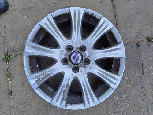 Volvo v70 17inch alloy - volvo, wheel