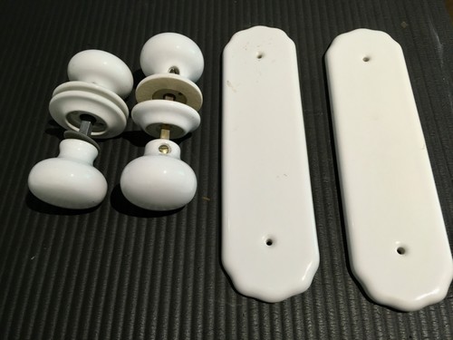 White ceramic door finger - ceramic,