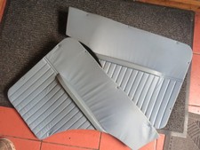 MORRIS MINOR  2 DOOR SALOON