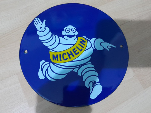 Classic michelin man round - michelin,