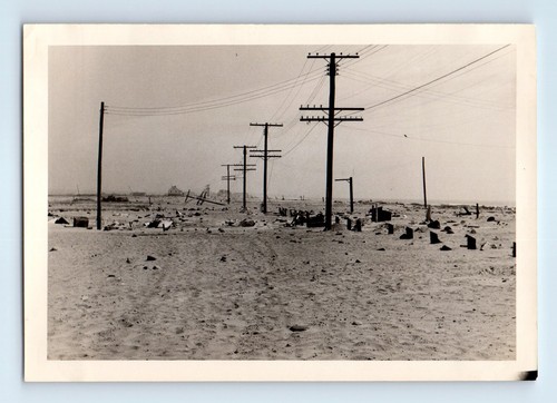 Old vintage photo storm - old,