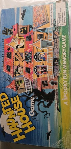 Hauted house game vintage - house,