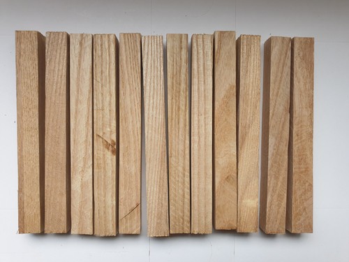 Pre owned light oak - light,