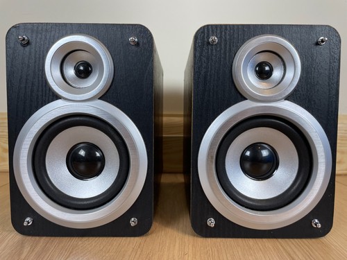 Hitachi bookshelf speakers - hitachi,