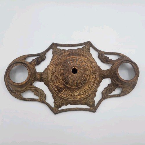 Art deco light - light, cast