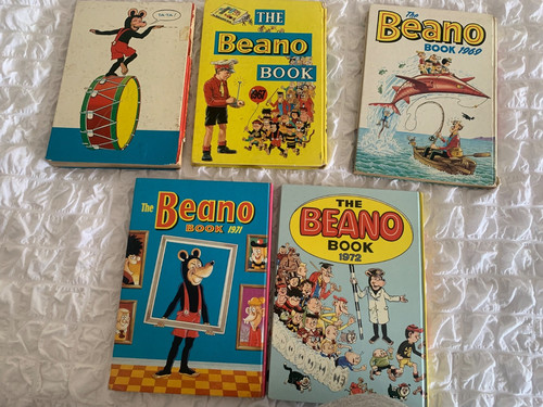 Lot beano annuals - of,