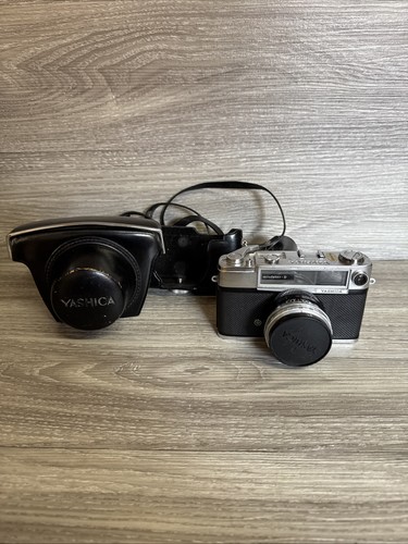 35mm camera yashica - yashica, minister