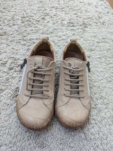 Loretta cream leather trainers - leather,