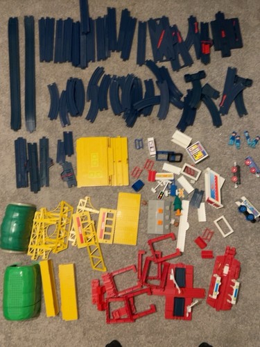 Vintage 1988 tomy train - 1988,