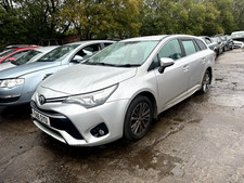 TOYOTA AVENSIS SILVER 2016 1.6