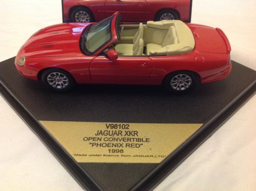 Vitesse v98102 jaguar xkr - 1/43,