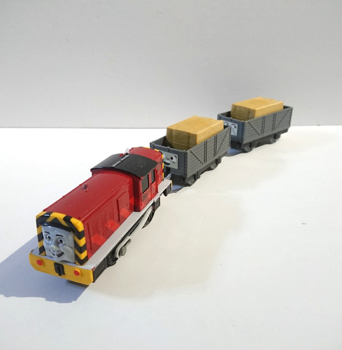 Tomy trackmaster train - trackmaster,