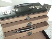 SUPERB VINTAGE DROP FRONT MEDICAL DOCTORS BAG