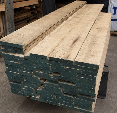 Tulipwood sawn timber board - tulipwood,