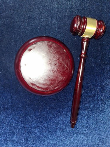 Wooden auction gavel sound - wooden,